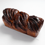 עוגת שמרים במילוי שוקולד