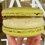 מגה מקרון פיסטוק - פסח